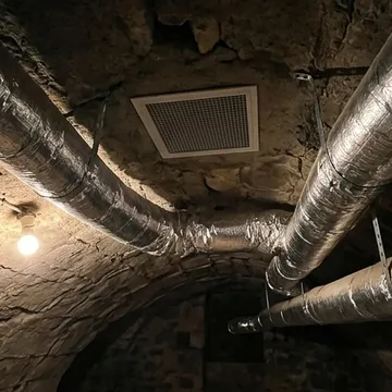 Photo jointe par Nora D. à Bonneuil-sur-Marne : Climatisation gainable