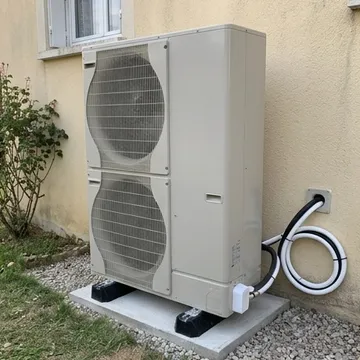 Photo jointe par Antoine O. à Sucy-en-Brie : Installation de pompe à chaleur air-air